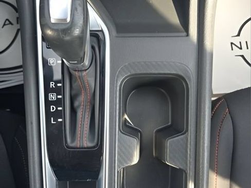 Certified 2025 Nissan Sentra SR w/ Midnight Edition FWD image 16