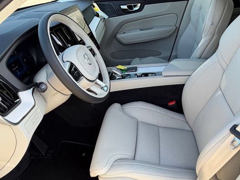 New 2026 Volvo XC60 T8 Ultra w/ Protection Package Premier AWD/4WD image 19
