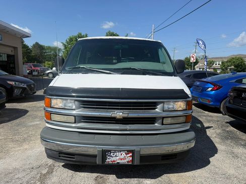 Used 1997 Chevrolet Express 1500 RWD image 9
