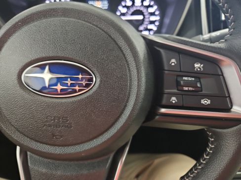 Used 2025 Subaru Ascent Premium AWD/4WD image 18