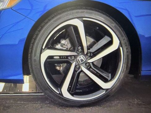 Used 2022 Honda Accord Sport image 7