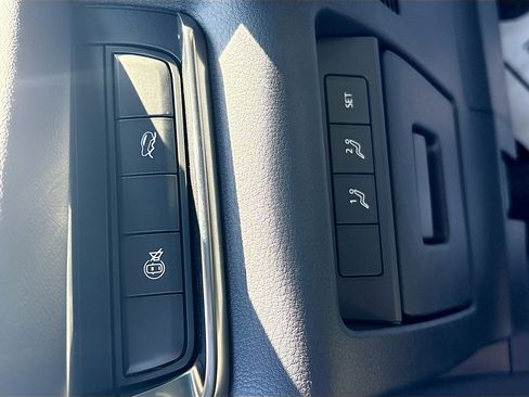 Certified 2025 MAZDA CX-30 AWD 2.5 S w/ Preferred Package image 4