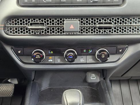 Used 2024 Honda HR-V Sport image 18