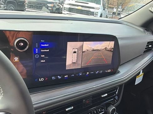 New 2026 Chevrolet Suburban Premier w/ Sun And Tow Package image 27