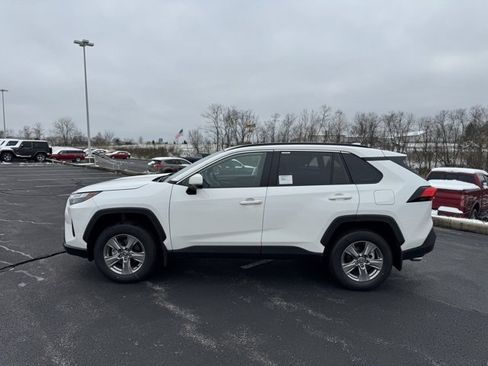 New 2025 Toyota RAV4 XLE w/ Convenience Package image 6