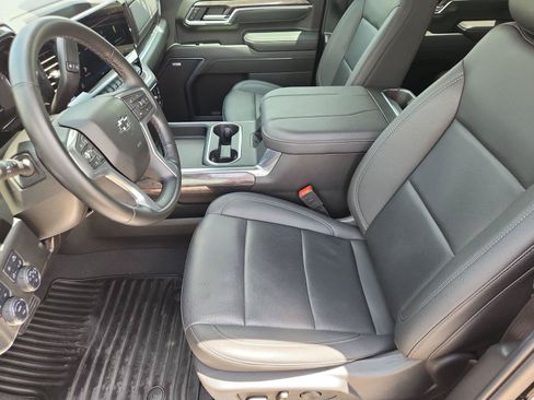 Used 2025 Chevrolet Silverado 2500 LTZ w/ Trail Boss Package AWD/4WD image 20