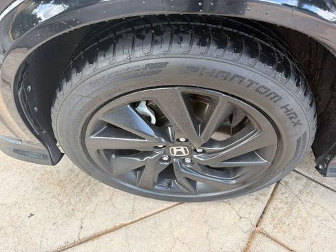 Used 2021 Honda HR-V Sport image 11