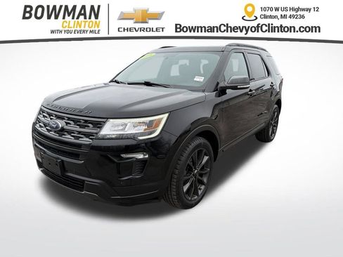 Used 2018 Ford Explorer XLT w/ Equipment Group 202A image 1