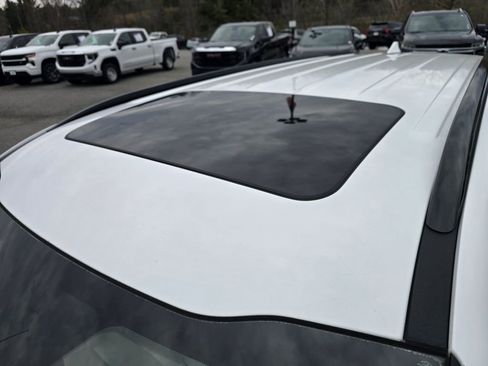 Used 2022 Kia Telluride EX w/ EX Premium Package image 22