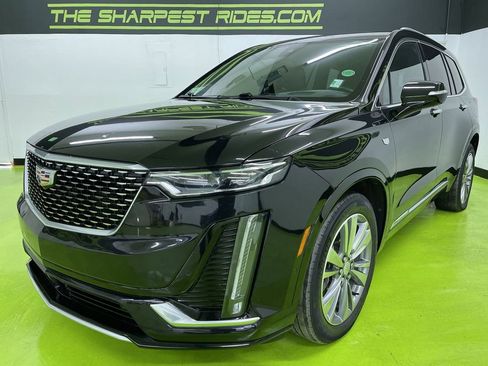 Used 2022 Cadillac XT6 Premium Luxury w/ Platinum Package image 5