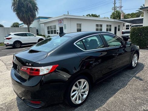 Used 2017 Acura ILX FWD image 7