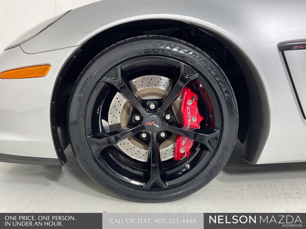 Used 2013 Chevrolet Corvette Grand Sport w/ 3LT Preferred Equipment Group RWD image 10