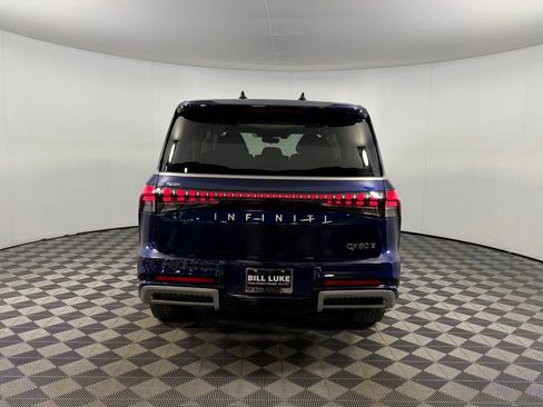 Used 2025 INFINITI QX80 Sensory image 7