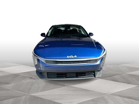Used 2025 Kia K4 FWD image 3