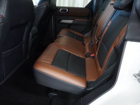 Used 2022 Ford Bronco Outer Banks AWD/4WD image 12