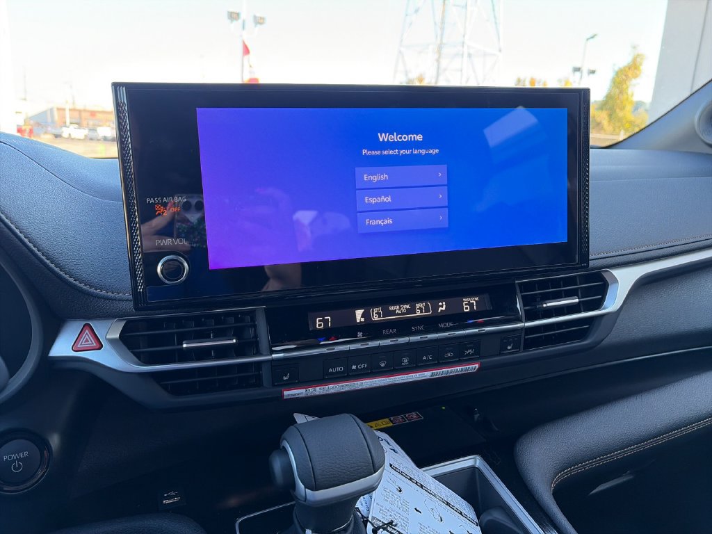 New 2026 Toyota Sienna XLE Woodland Edition AWD/4WD image 22