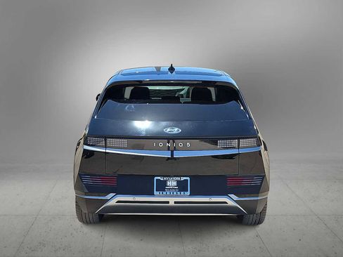 Certified 2024 Hyundai Ioniq 5 SEL RWD image 7
