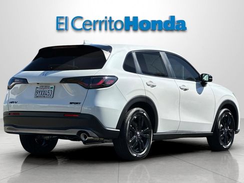 Certified 2026 Honda HR-V Sport image 3