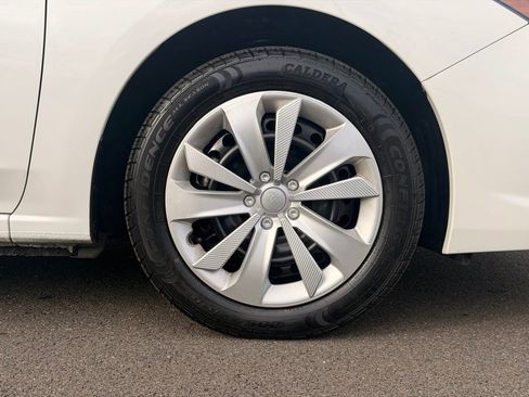 Certified 2023 Subaru Impreza 2.0i image 9