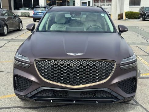 Used 2022 Genesis GV70 3.5T Sport w/ Sport Advanced Package AWD/4WD image 9