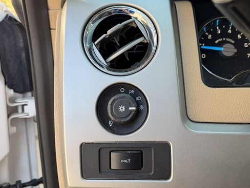 Used 2014 Ford F150 Lariat w/ Equipment Group 502A Luxury image 7