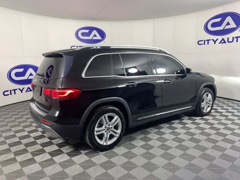 Used 2020 Mercedes-Benz GLB 250 image 3