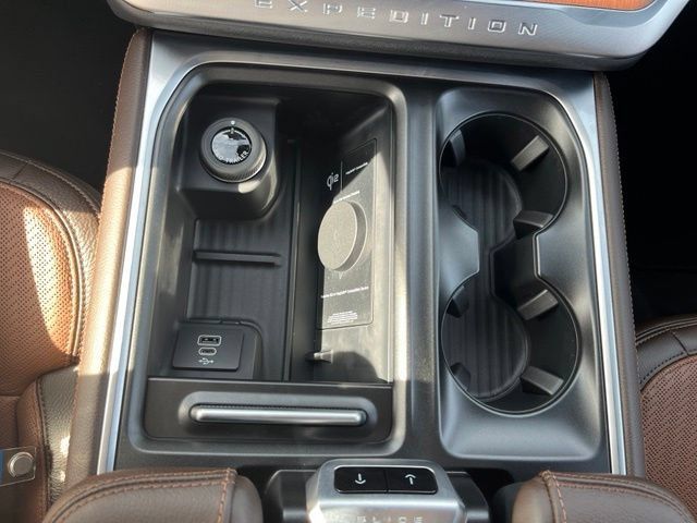 New 2027 Ford Expedition Max King Ranch AWD/4WD image 33