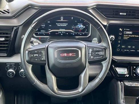 Used 2024 GMC Sierra 1500 AT4 w/ Technology Package AWD/4WD image 19