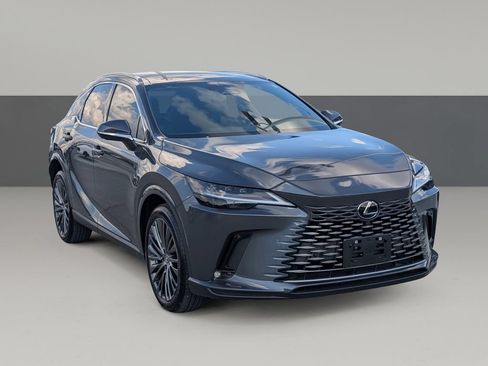 Used 2025 Lexus RX 350 FWD w/ Convenience Package image 2
