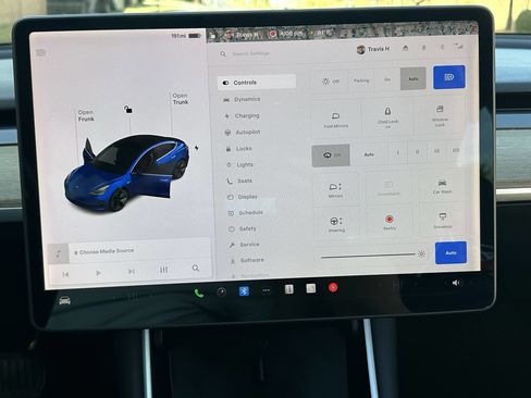 Used 2018 Tesla Model 3 Long Range image 34