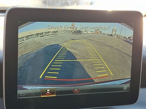 Used 2020 Mercedes-Benz GLA 250 4MATIC image 19