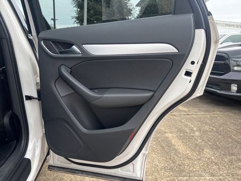 Used 2016 Audi Q3 2.0T Premium Plus image 18