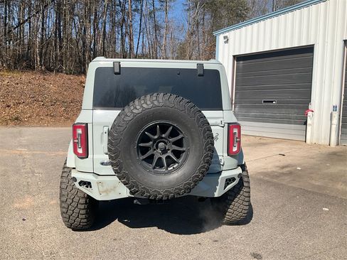 Used 2021 Ford Bronco Outer Banks image 6
