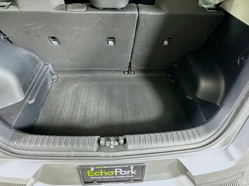 Used 2025 Kia Soul LX w/ LX Technology Package image 27