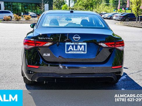 Used 2025 Nissan Sentra SV w/ All-Weather Package image 11