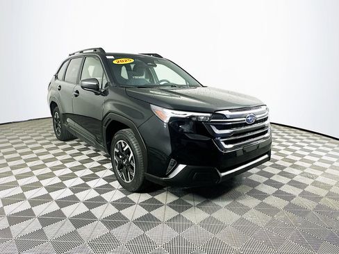 Certified 2025 Subaru Forester Premium image 2