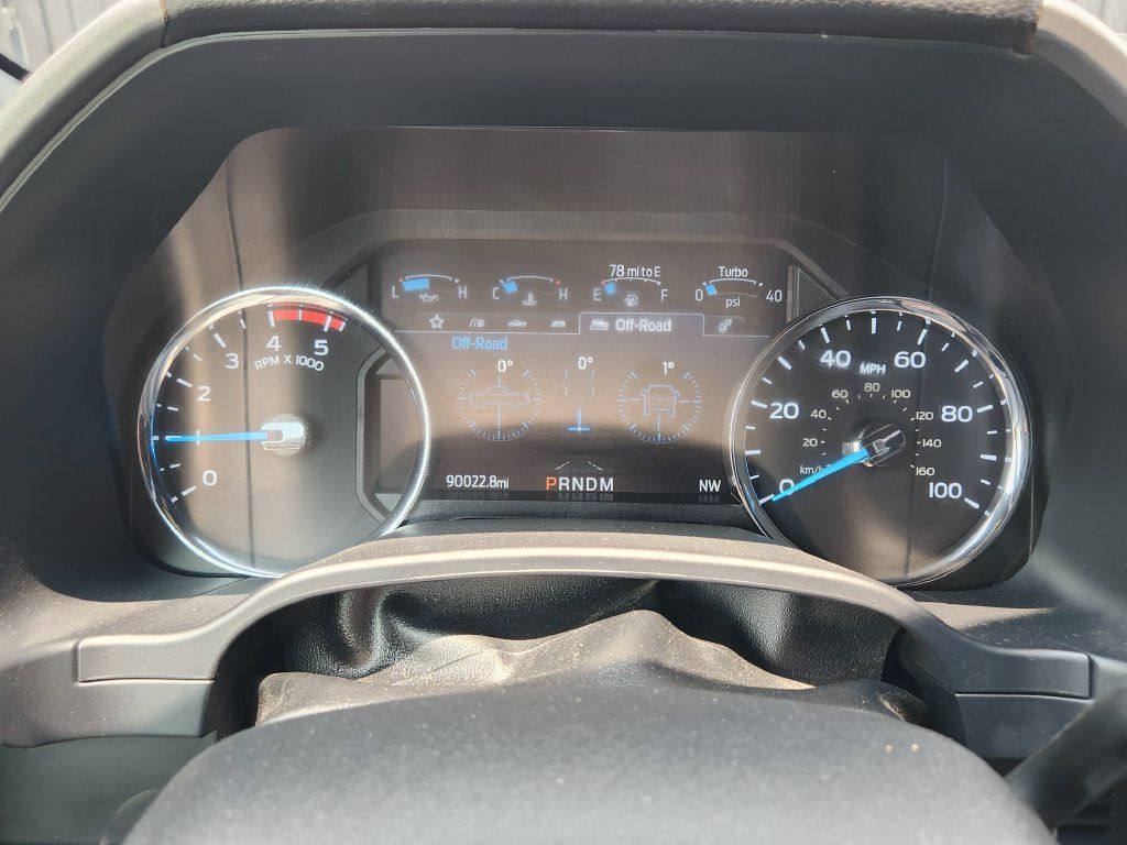 Used 2021 Ford F250 Platinum w/ FX4 Off-Road Package AWD/4WD image 14