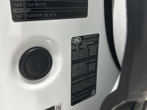 Used 2024 Land Rover Range Rover Velar Dynamic SE image 33