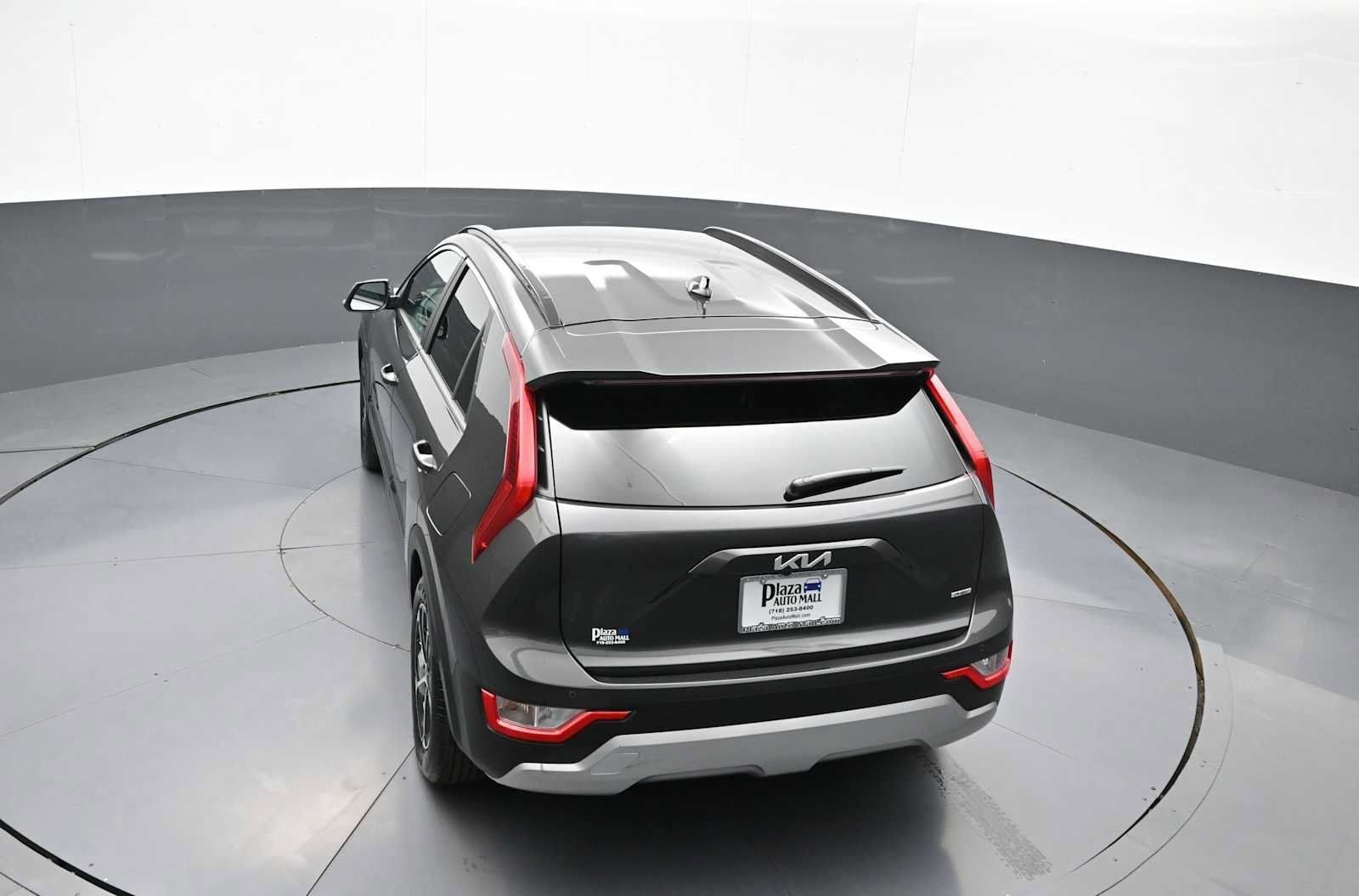 Certified 2025 Kia Niro EX w/ EX Cold Weather Package FWD image 37
