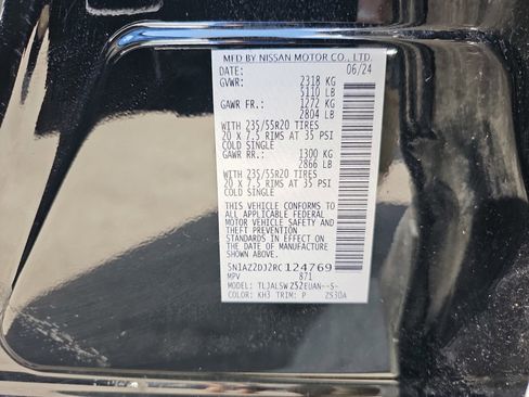 Used 2024 Nissan Murano Platinum w/ Cargo Package FWD image 37