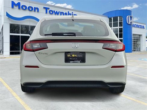 Used 2024 Honda Civic EX-L image 5