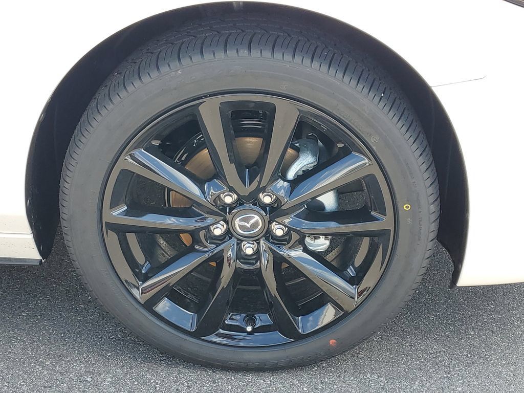 New 2026 MAZDA MAZDA3 2.5 S Hatchback w/ Premium Pkg FWD image 5