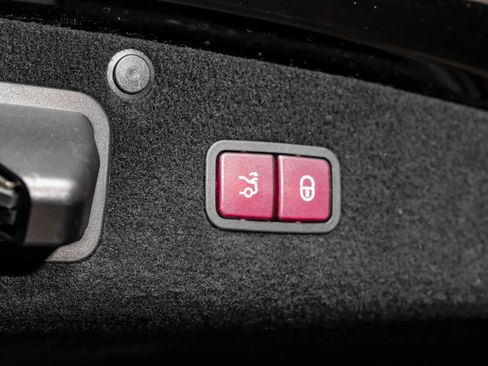 Used 2014 Mercedes-Benz S 550 Sedan image 57