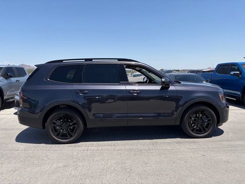 Used 2025 Kia Telluride SX X-Line AWD/4WD image 3