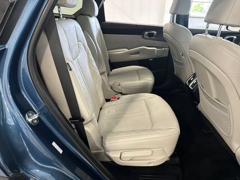 Used 2025 Kia Sorento SX Prestige AWD/4WD image 30