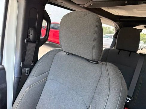 Used 2024 Jeep Wrangler Unlimited Sport AWD/4WD image 62