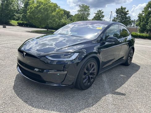 Used 2024 Tesla Model X AWD/4WD image 3