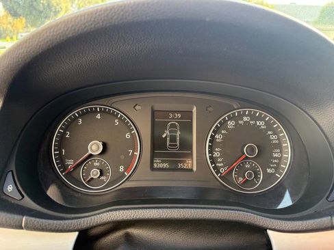 Used 2012 Volkswagen Passat 2.5 SE image 15