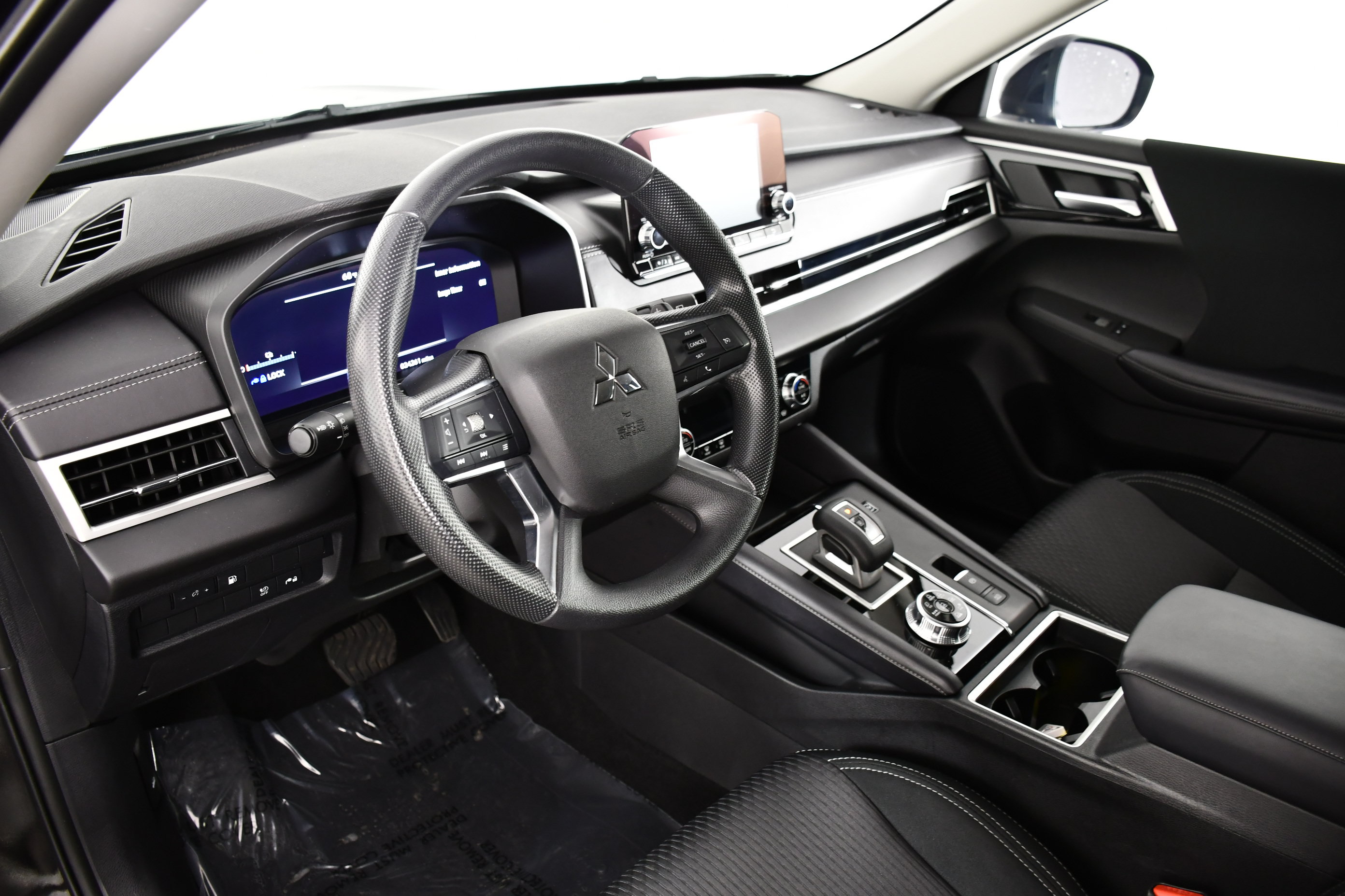 Used 2025 Mitsubishi Outlander ES AWD/4WD image 35