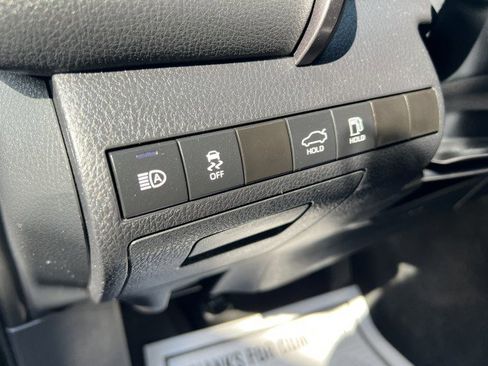 Used 2023 Toyota Camry SE image 23